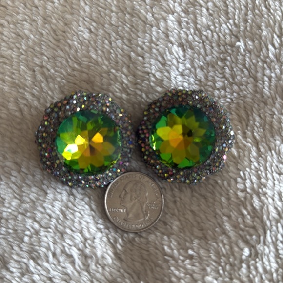 Large Muti Color Crystal Stud Earrings ✨ - Picture 5 of 5